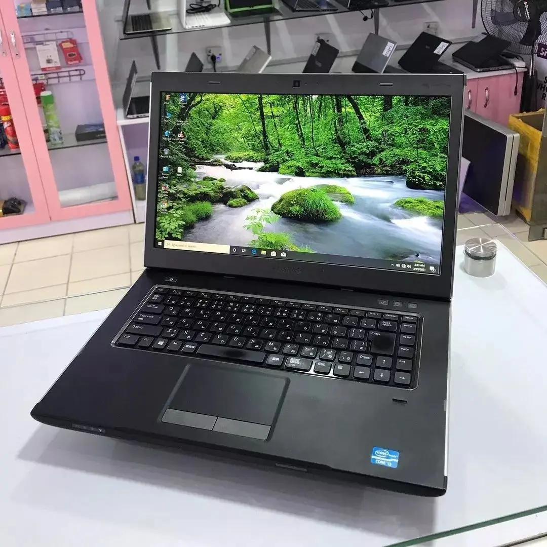 Dell 3300 Core i5 8th 8 Go 256 Go SSD